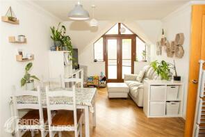 7, Edwards Close, Winchester SO23 7HX