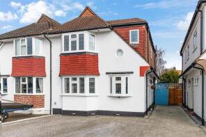 29, Eastdean Avenue, Epsom KT18 7SW