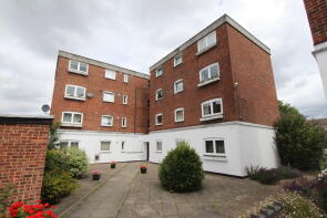 56, St Lukes Close, South Norwood, London SE25 4SY