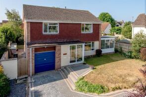 Hazelwood, Crossmead, Cheats Road, Ruishton, Taunton TA3 5JW