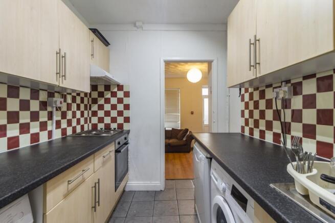 kitchen 1.jpg