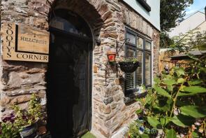 1, Hillcrest, Town Hill, Ivybridge PL21 9LS