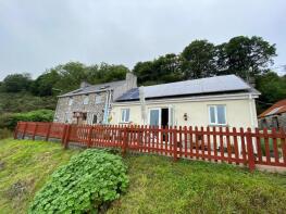 Parc Mawr, Maesyrhiw Road, Ffarmers, Llanwrda SA19 8JG