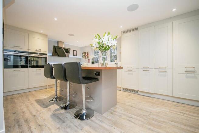 Kitchen/Dining Room