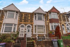 4, Holyoake Terrace, Charlesville, Pontnewynydd, Pontypool NP4 6SR
