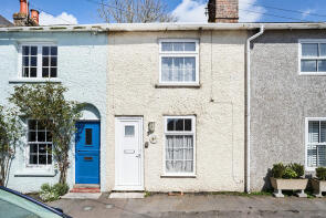 2, Paines Cottages, Rye Harbour Road, Rye TN31 7TP