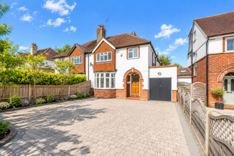 Roundwood View, Banstead