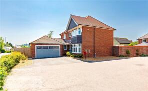 10, Parlock Crescent, Clitheroe BB7 9GJ