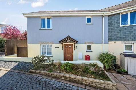 Meaver Road, Mullion, Helston, Cornwall