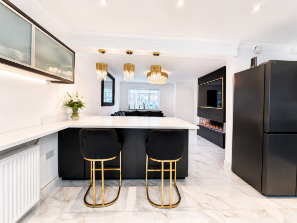 Kitchen/Lounge