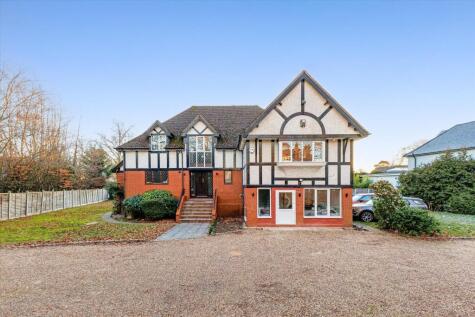 Lowlands, Fishery Road, Maidenhead, Berkshire, SL6