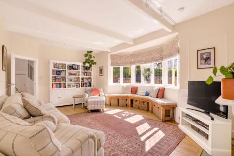 Southdown Road, Shoreham-By-Sea, BN43