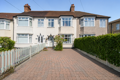 Howard Road, Woodside, SE25