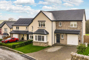 2, Shelly Avenue, Kendal LA9 5FS