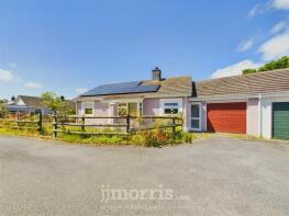 3 Gwendraeth, Castell Corwg, Cardigan SA43 2SH
