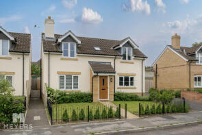 24, Colliers Lane, Wool BH20 6DJ