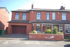 11, Lyme Grove, Romiley, Stockport SK6 4DH