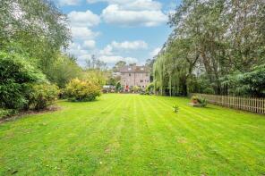 The Stone House, C1233 Pontrilas Village, Hereford HR2 0EH
