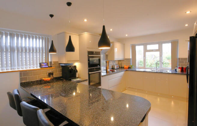 Kitchen/breakfast