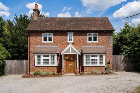 Birtley Green, Bramley, Guildford, Surrey, GU5 0LE
