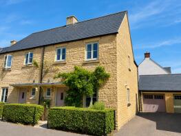 11, Mercer Way, Tetbury GL8 8FH