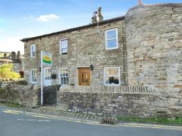 Calscar, Bridge End, Gayle DL8 3RZ