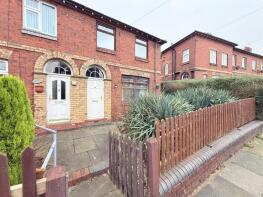 11, Thorncliffe Avenue, Dukinfield SK16 4UB