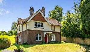 Old School House, Avington Road, Winchester SO21 1DE