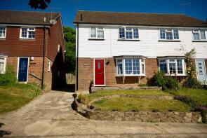 Tors End, High Street, Etchingham TN19 7AG