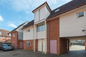 9, Victoria Yard, Victoria Row, Canterbury CT1 1GZ