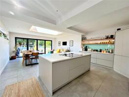 60, Glenville Road, Christchurch BH23 5PY