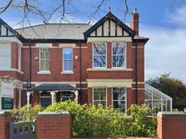 131, Stanwell Road, Penarth CF64 3LL