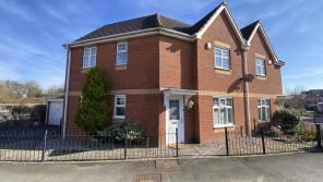 37, Water Lily Way, Nuneaton CV10 7SJ
