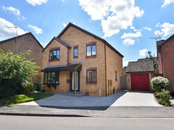 81 Hazel Crescent