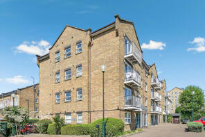 Flat 9, 2 Lyndhurst Lodge, Millennium Drive, London E14 3GB
