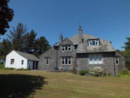 South Hills, Deer Park Lane, Lamphey, Tenby SA70 8PR