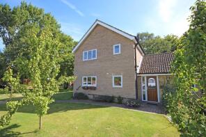 Willow Farm, Barrow Road, Bury St. Edmunds IP29 5HF