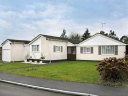 6, Orchard Close, Shiplake Cross, Henley-on-thames RG9 4BU