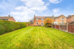 76, Nutcroft, Knebworth SG3 6TG