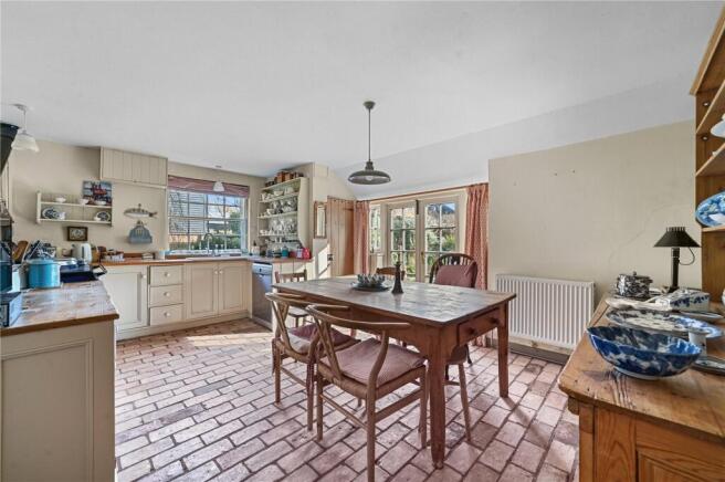 Kitchen/Breakfast Rm