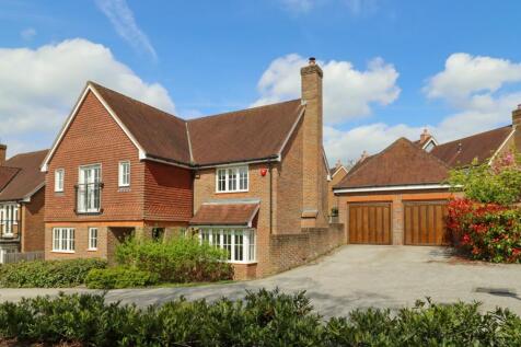 Mantell Drive, Cuckfield, Haywards Heath, West Sussex, RH17