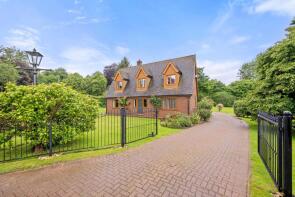 Lanfalos, Goose Lane, Raithby PE23 4DX