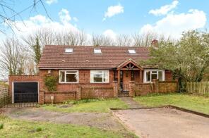 Mossgiel, Shepherds Close, Salisbury SP5 4JF