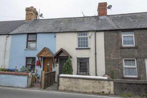 3 Bronallt, Beuno Terrace, A494 Craig Lelo Works Junction To Pencoed Road Junction, Gwyddelwern, Corwen LL21 9DT