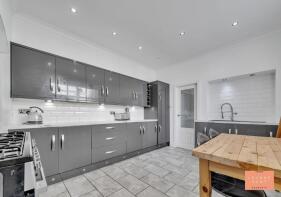 178, Commercial Street, Caerphilly CF83 4GB