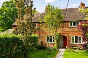 2, Brickyard Cottages, Greenfields Close, Nyewood, Petersfield GU31 5JQ