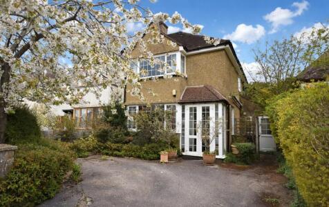 Weydon Hill Road, Farnham, Surrey, GU9