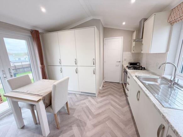 Kitchen / Diner