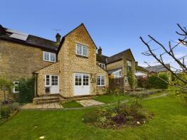 3, Fosse Cottage, A420 North East To Road To Castle Combe, Chippenham SN14 8SB