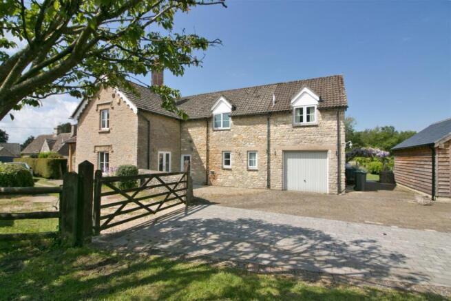 Apple Tree House